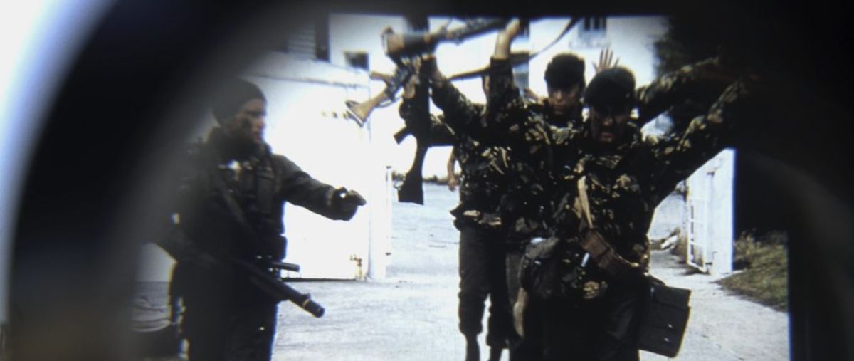 Crítica de "La imagen real": el conflicto de Malvinas a través de dos fotografías icónicas