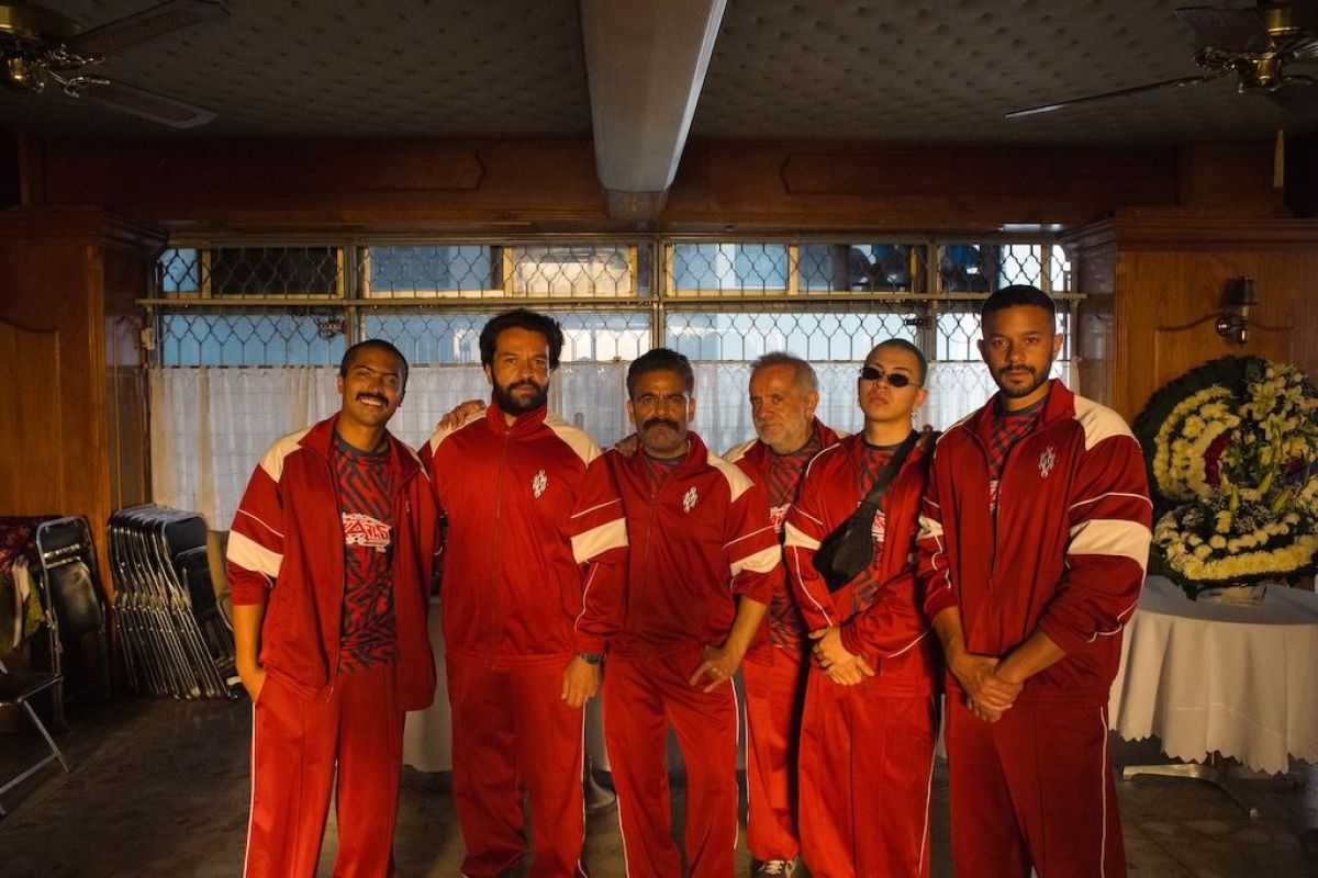 Crítica de "90 Minutos": Fútbol, barrio y redención a la mexicana