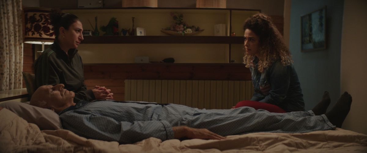 Crítica de "Gracias por operar con nuestro banco": La ley Sharía como escenario de una disputa feminista