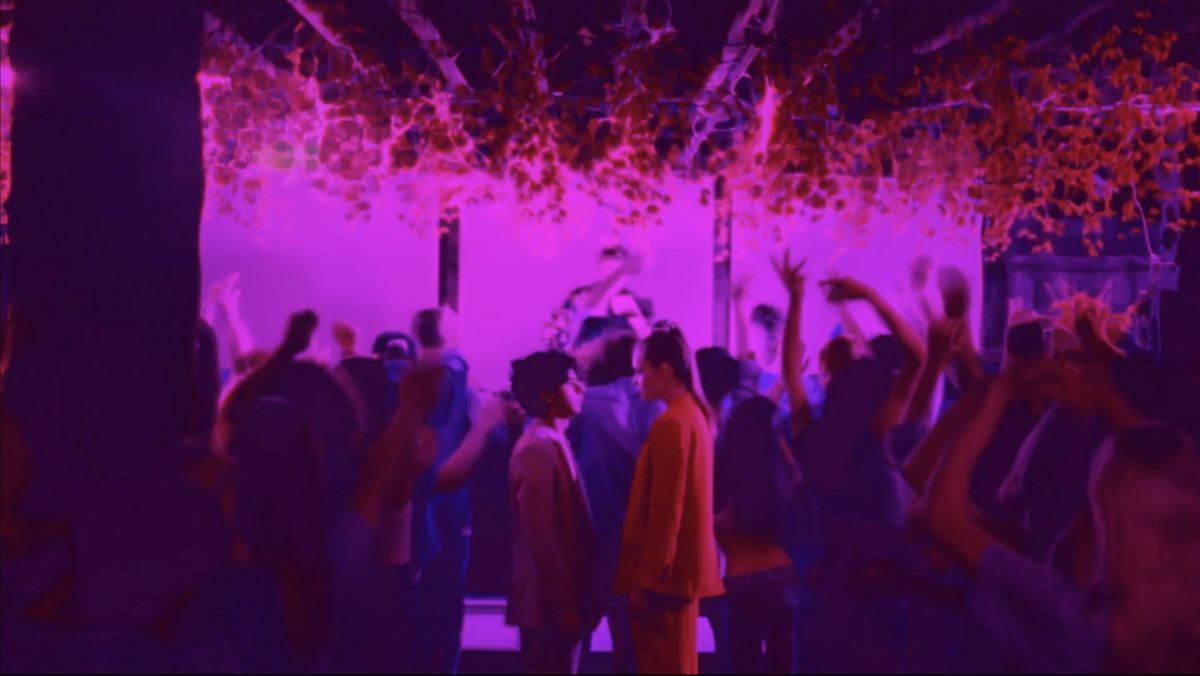 Crítica de “Snorkeling”: Emil Nava y un viaje inmersivo por la adicción en la Generación Z