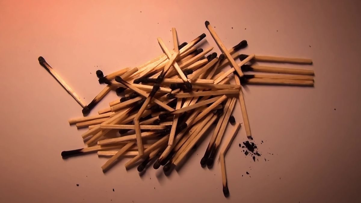 Crítica de "Congresos, fracaso de una tesis": Ensayo, cuerpo y resistencia