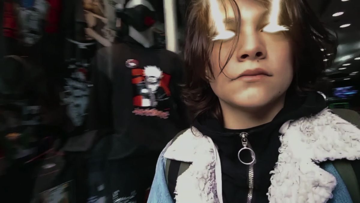 Crítica de "No puedo tener sexo": Una tragicomedia millennial en formato selfie