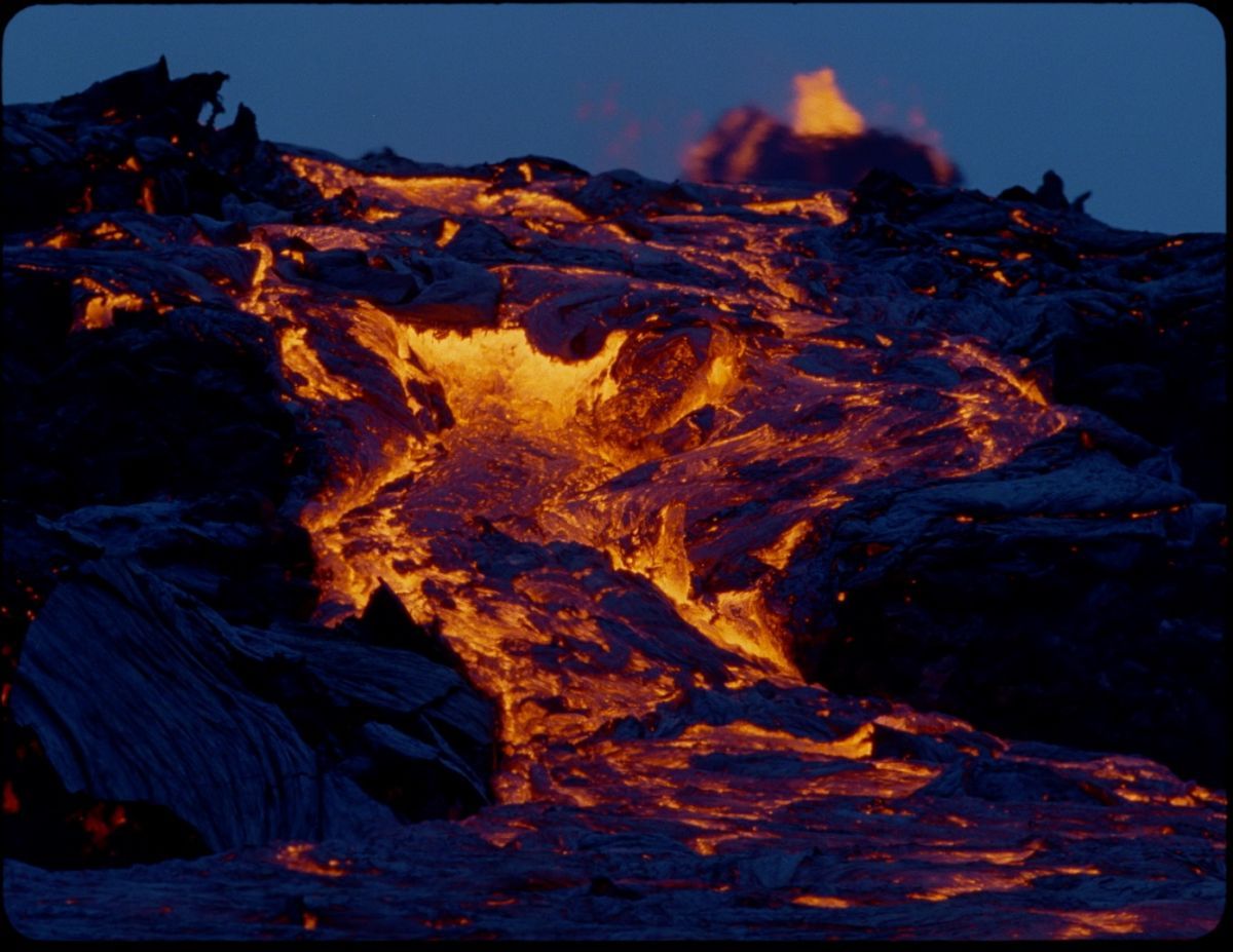 Crítica de “Godland”: Un viaje entre la fotografía, la naturaleza y el choque cultural