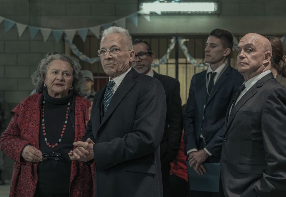 Crítica de "En el barro": el universo de "El marginal" en clave femenina