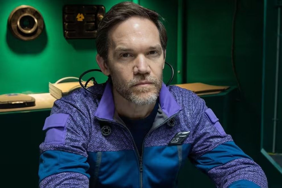 Crítica de "Nieve Roja": la serie argentina que convierte la Antártida en un experimento de poder y vigilancia