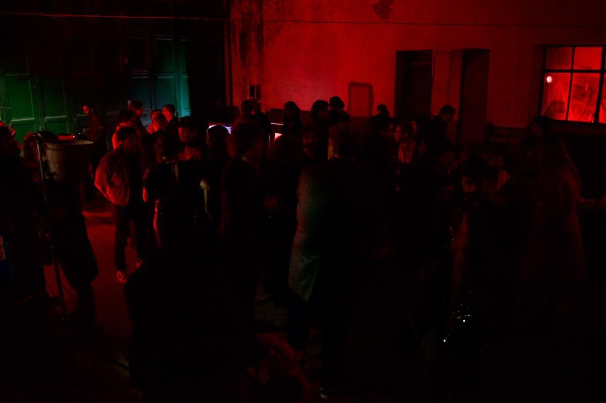 Crítica de "Ruge": Diego Stickar y la película-performance que desborda la pantalla