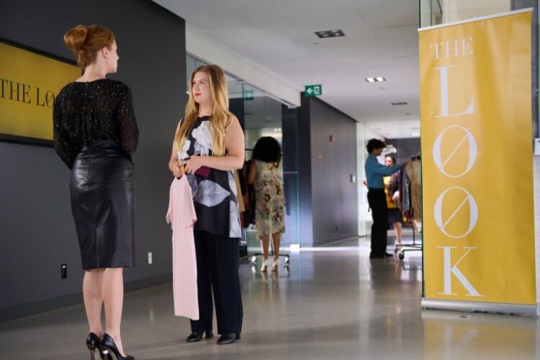 Crítica de "Romance in Style": la Cenicienta de Hallmark con tallas grandes