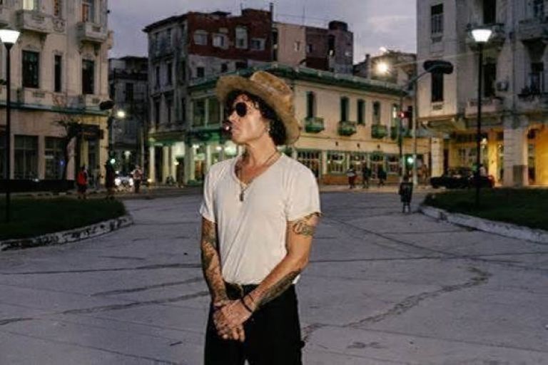 Bunbury recibe Premio Excelencia Musical en Latin Grammy 2025