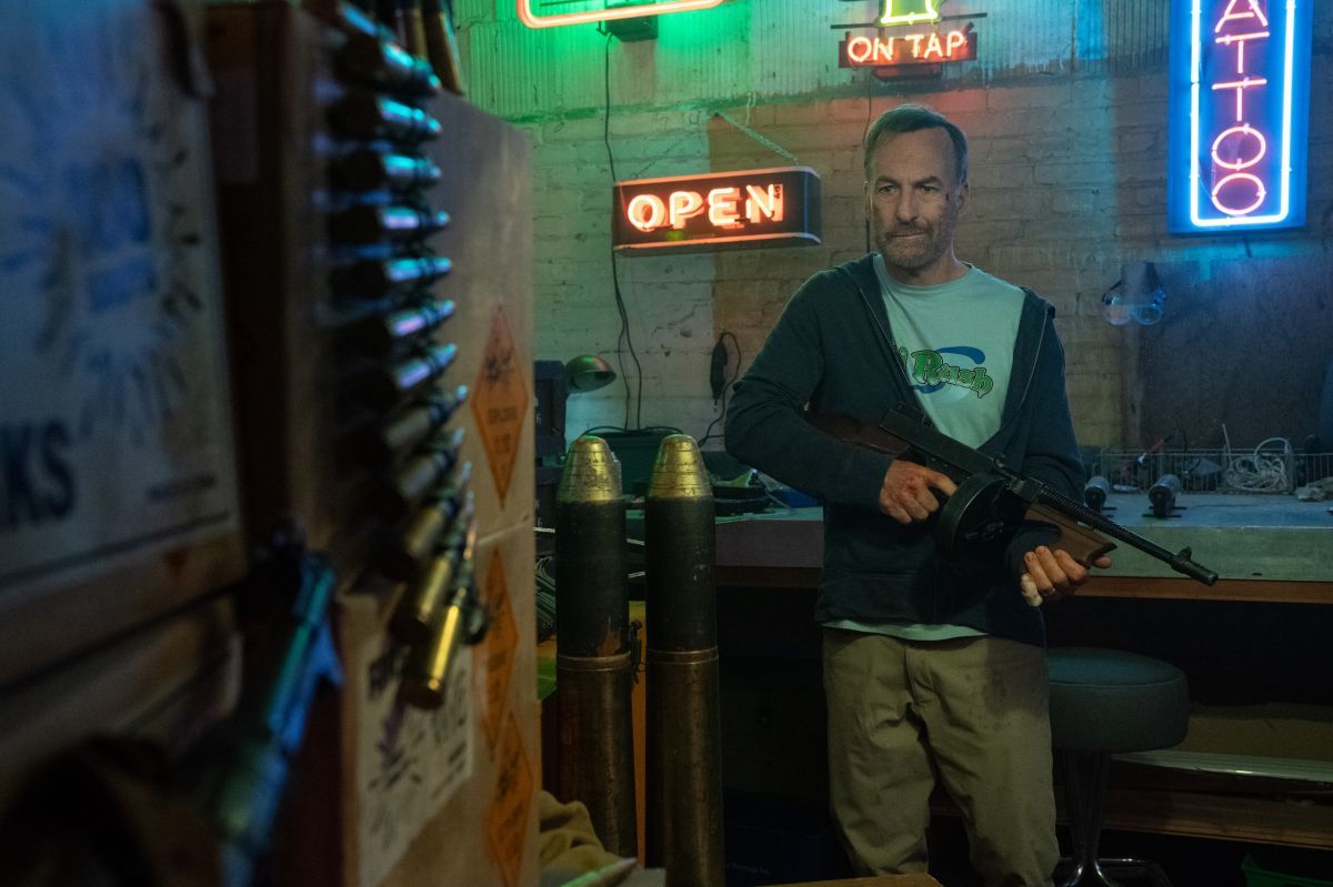 Crítica de “Nadie 2”: Bob Odenkirk en otra divertida explosión de violencia