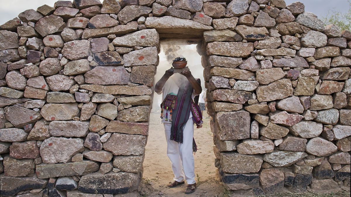 Crítica de “Entre la Tierra y el Cielo”: el vuelo del cóndor y el retorno al origen