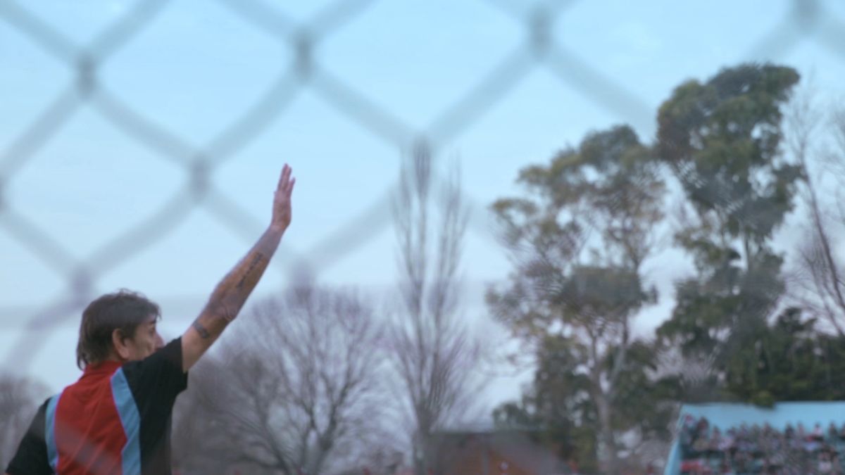 Crítica de "Todos quieren venir a Brown": el documental que retrata la mística de Adrogué