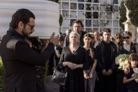 Crítica de "Dos tumbas": cuando la justicia falla y la venganza ocupa su lugar