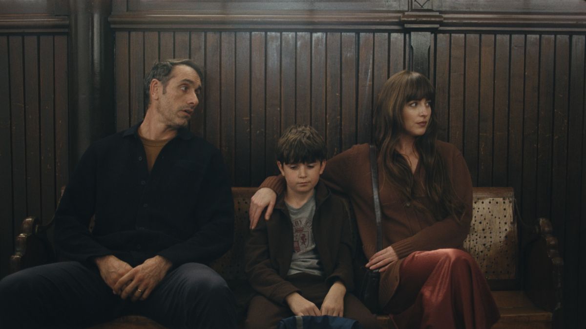 Crítica de “Amores Compartidos”: Michael Angelo Covino entre los celos y las relaciones abiertas