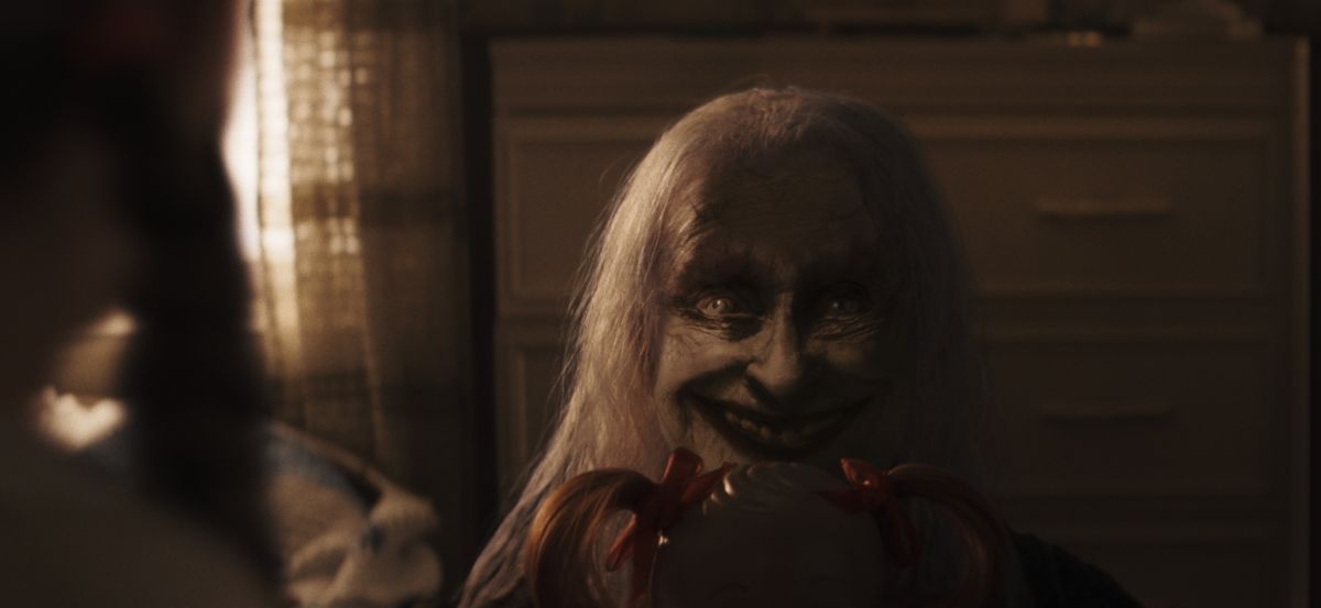 Crítica de “El conjuro 4: Últimos ritos”, una entrega larga y sin rumbo