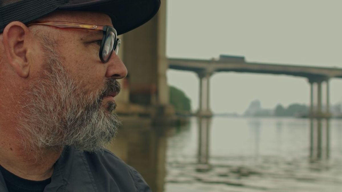 Crítica de "Pintó la Isla": el documental que transforma Isla Maciel en un museo a cielo abierto