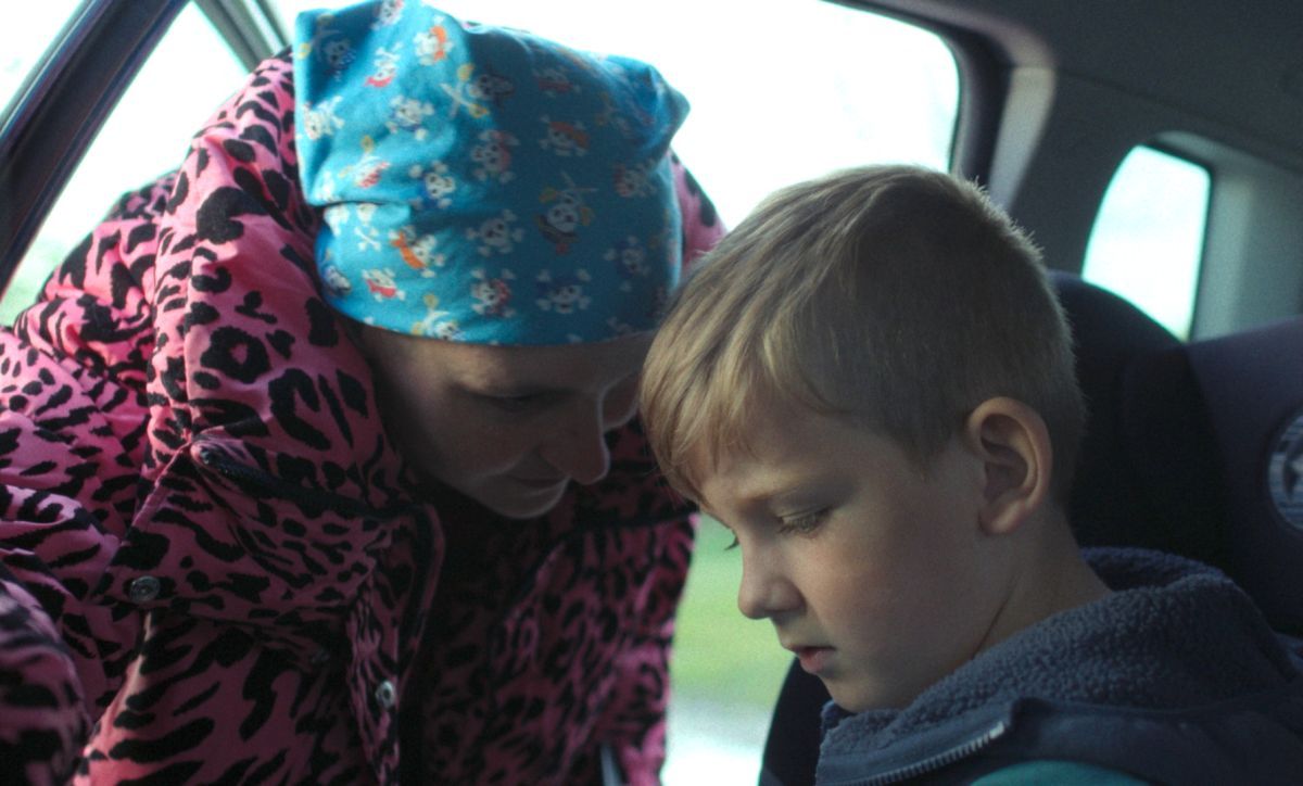 Crítica de "Me muero ¿vienes?": La fragilidad de los vínculos ante la muerte