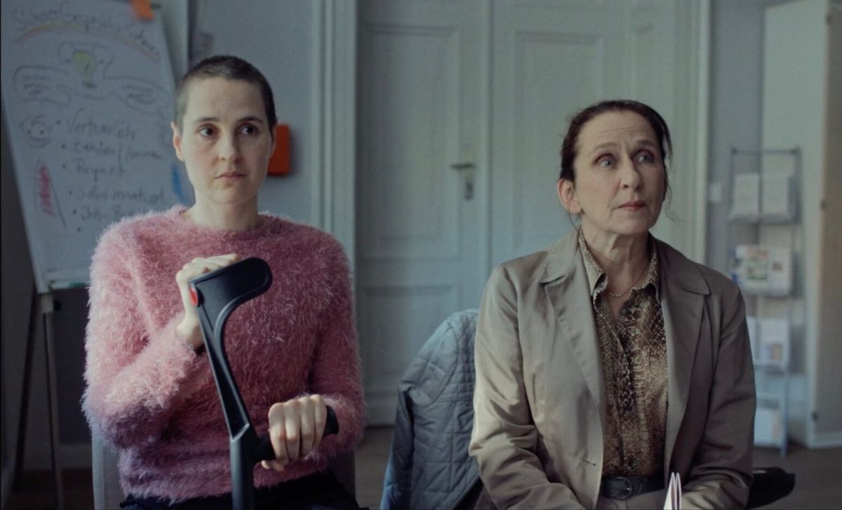 Crítica de "Me muero ¿vienes?": La fragilidad de los vínculos ante la muerte