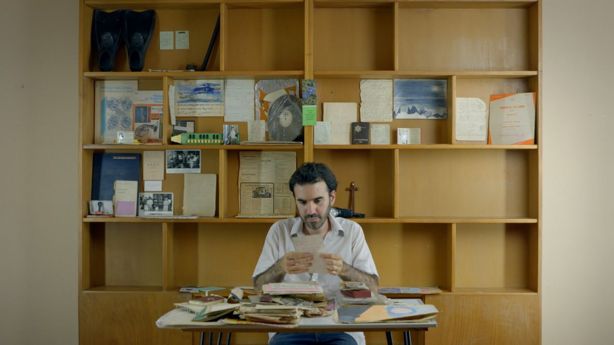 Crítica de "El retrato de mi padre": una indagación de Fernández Hoppe sobre la memoria y la verdad