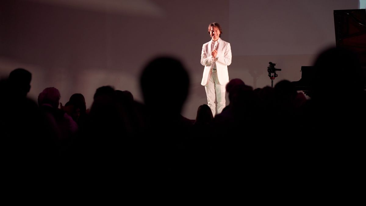 Horacio Lavandera presenta “Sonidos de lo eterno” en el Teatro Coliseo