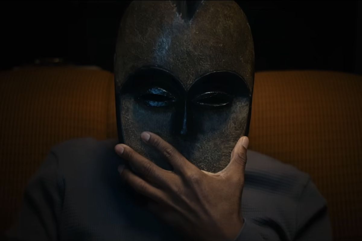 Crítica de “El hombre de abajo”: Corey Hawkins y Willem Dafoe en una adaptación fallida