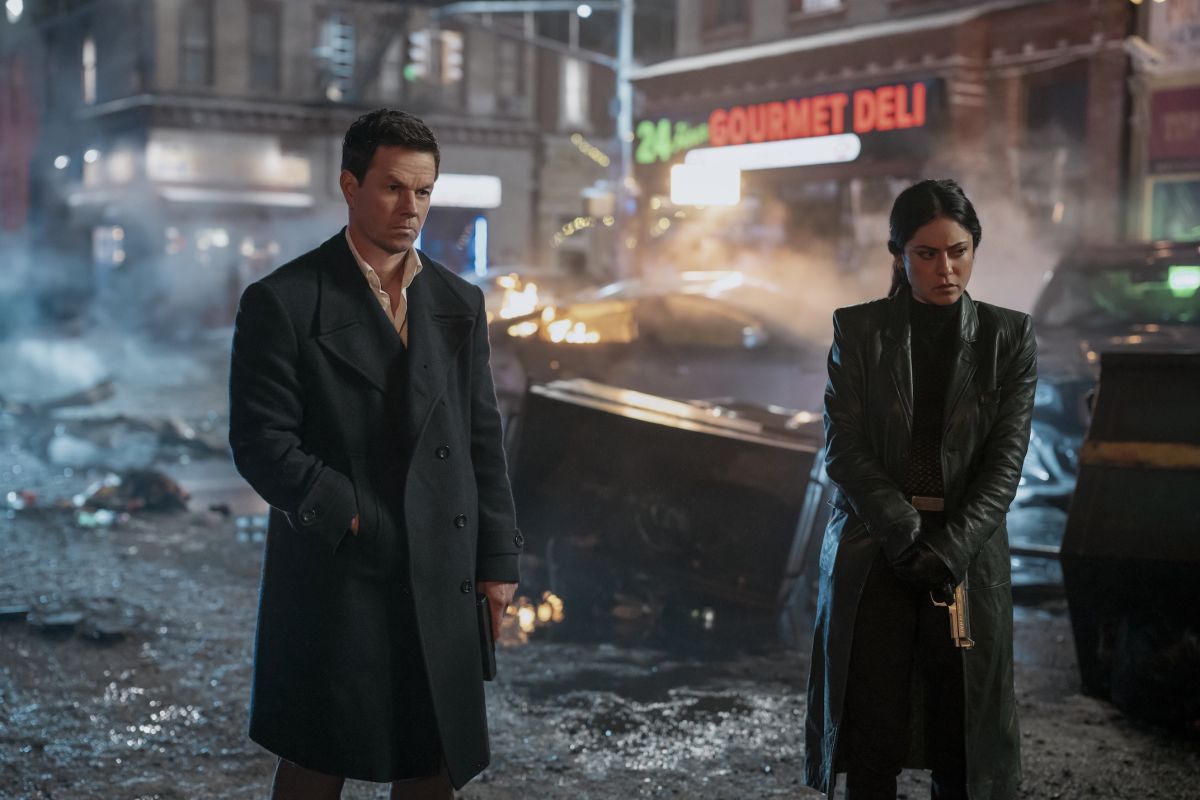 Crítica de “Juego Sucio”: Mark Wahlberg es un ladrón con códigos en una propuesta tan simpática como olvidable