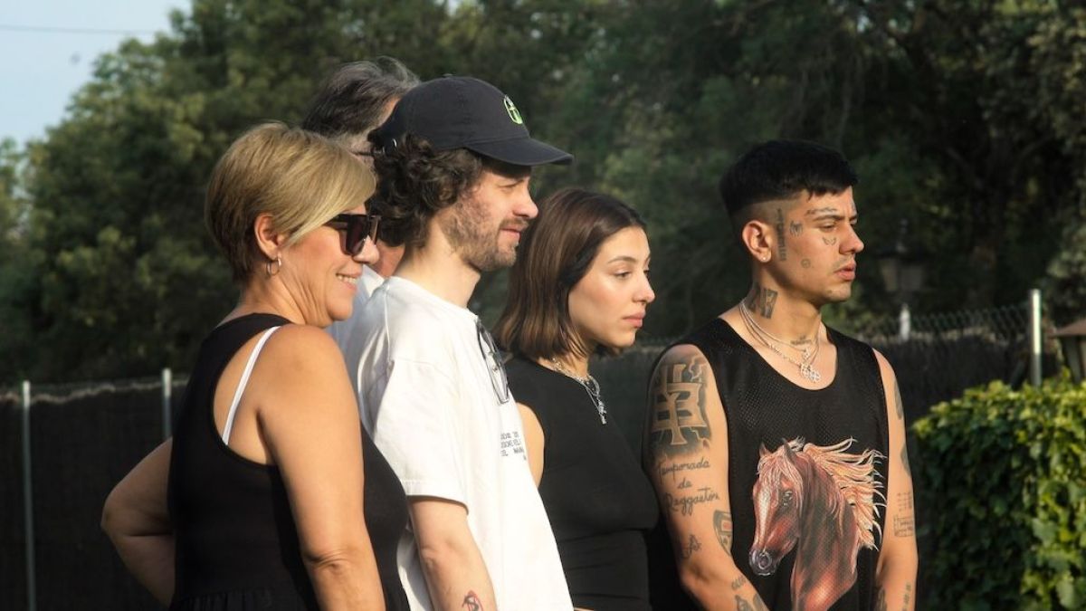 Crítica de "Rockstar: DUKI desde el fin del mundo": música urbana, identidad y consagración colectiva