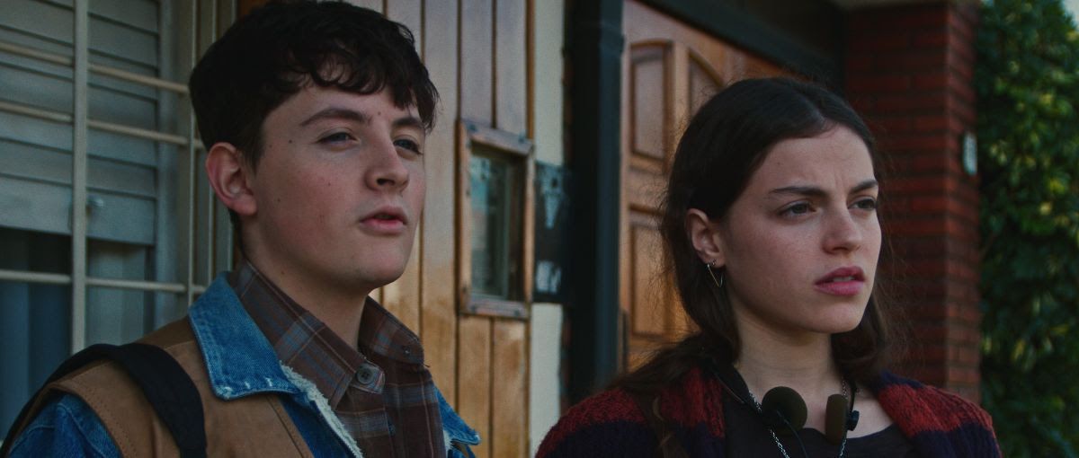 Mariano Cattaneo viaja a la euforia del Mundial Italia '90 en el conurbano a través del slasher “Nadie va a escuchar tu grito”