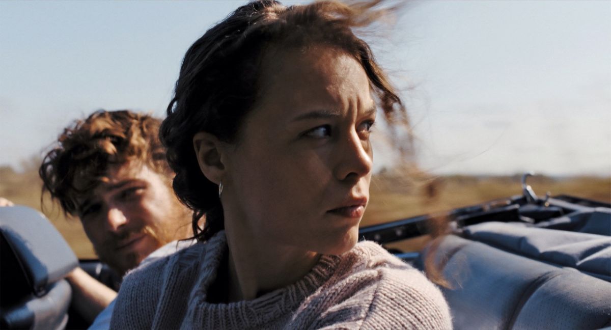 Crítica de "Espejos n°3": Christian Petzold entre restituciones y misterios con Paula Beer