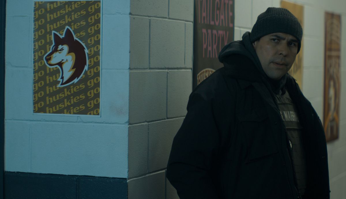 Crítica de  “Alaska: La última frontera”: Un western helado con Jason Clarke