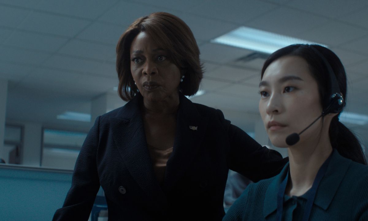 Crítica de  “Alaska: La última frontera”: Un western helado con Jason Clarke