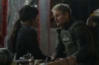 Crítica de  “Alaska: La última frontera”: Un western helado con Jason Clarke