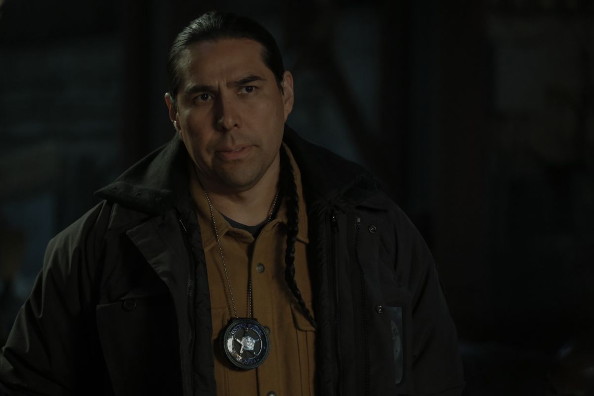 Crítica de  “Alaska: La última frontera”: Un western helado con Jason Clarke