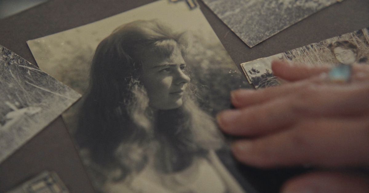 Crítica de “Entre reinas”: Male Fainsod y el espejo de los cuerpos, las coronas y el poder