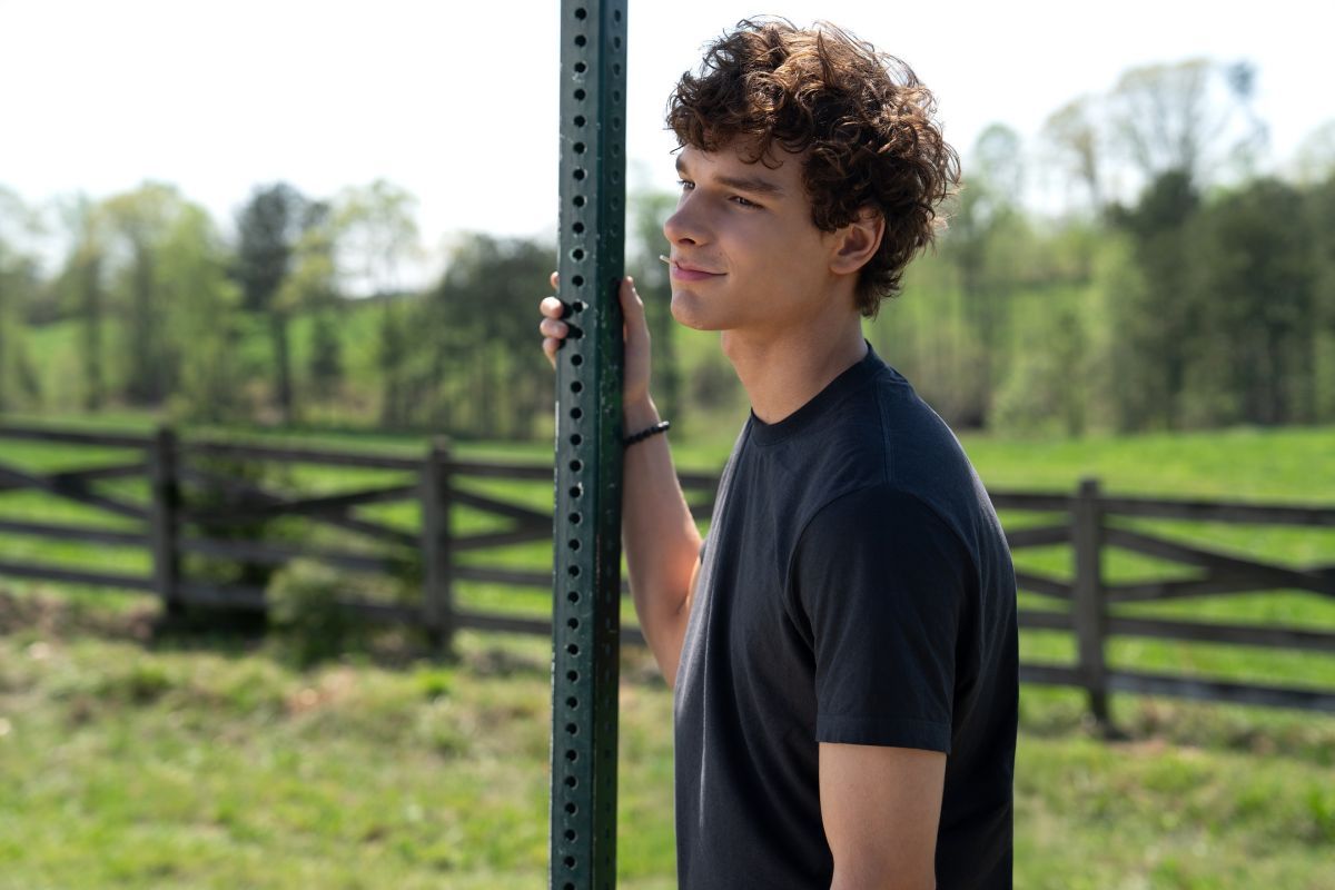 Crítica de “A pesar de ti”: Allison Williams y Dave Franco entre el duelo y los 'affairs' intrafamiliares