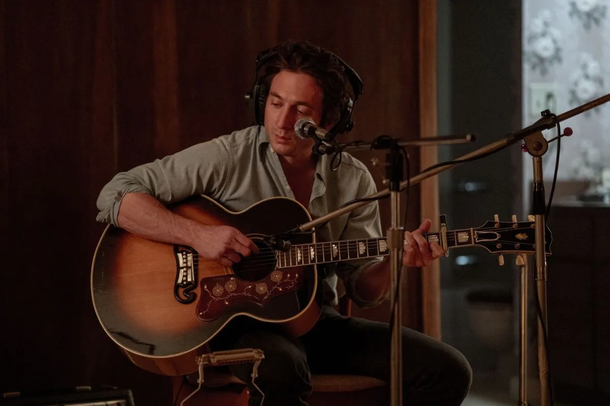 Crítica de “Springsteen: Música de ninguna parte”: Una biopic simple para un artista sencillo | EscribiendoCine