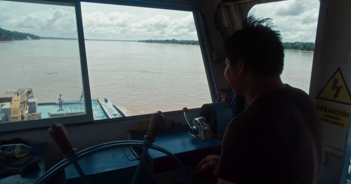 Crítica de "Amantes en el cielo": identidades trans que navegan el Amazonas