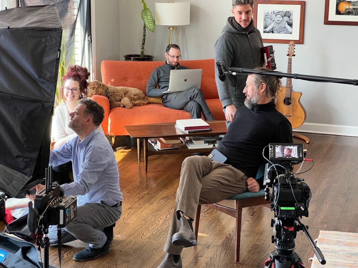 Crítica de "Unbanked": un paseo por el universo cripto 