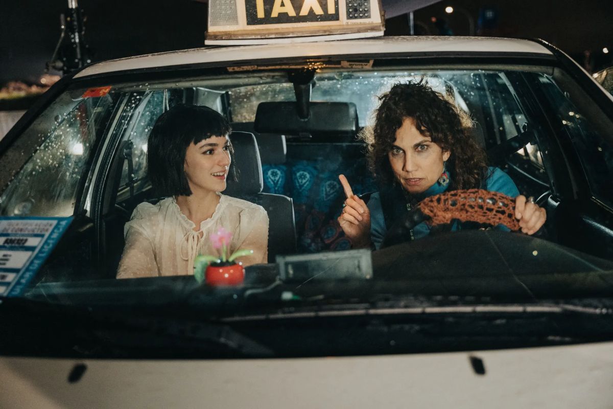 Crítica de “Atasco”: la comedia coral de Rodrigo Sopeña sobre el embotellamiento eterno