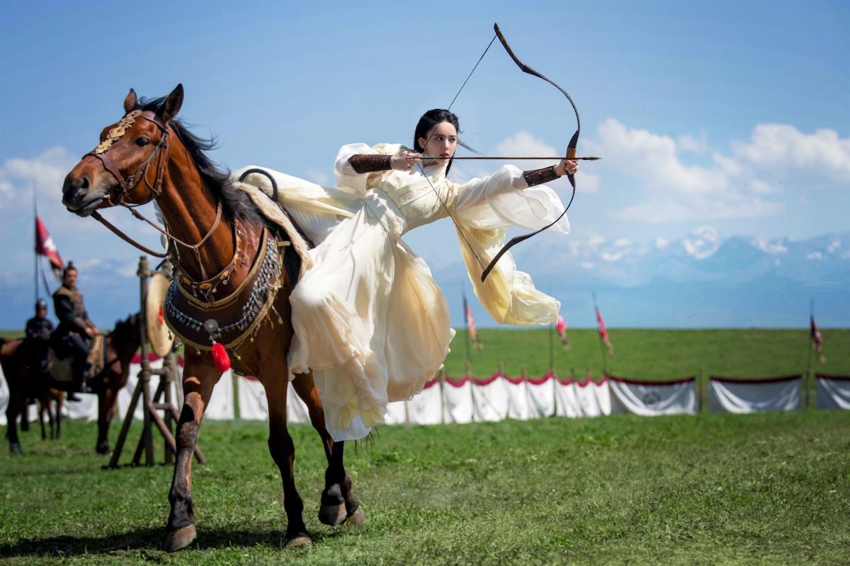 Crítica de “El descubridor de leyendas”: Jackie Chan y el peso de su propio mito