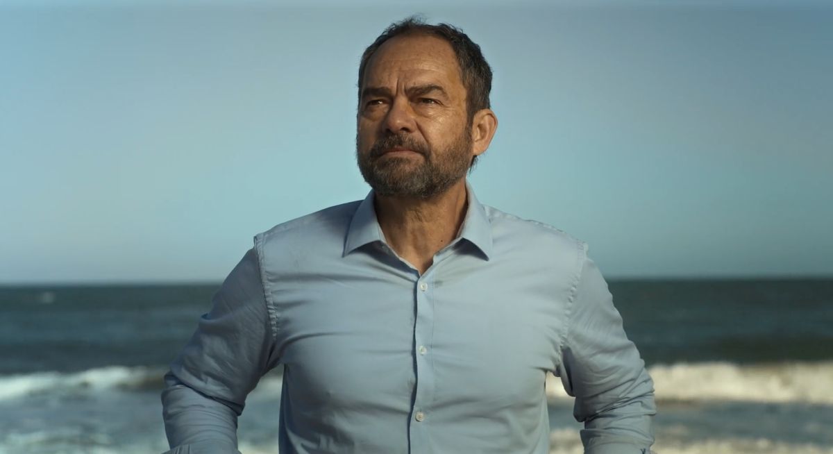 Crítica de "La herida": Carlos Santamaría y el eco dramático del pasado