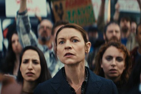 Crítica de "La bestia en mí": Claire Danes enfrenta sus demonios en un thriller sobre culpa y poder