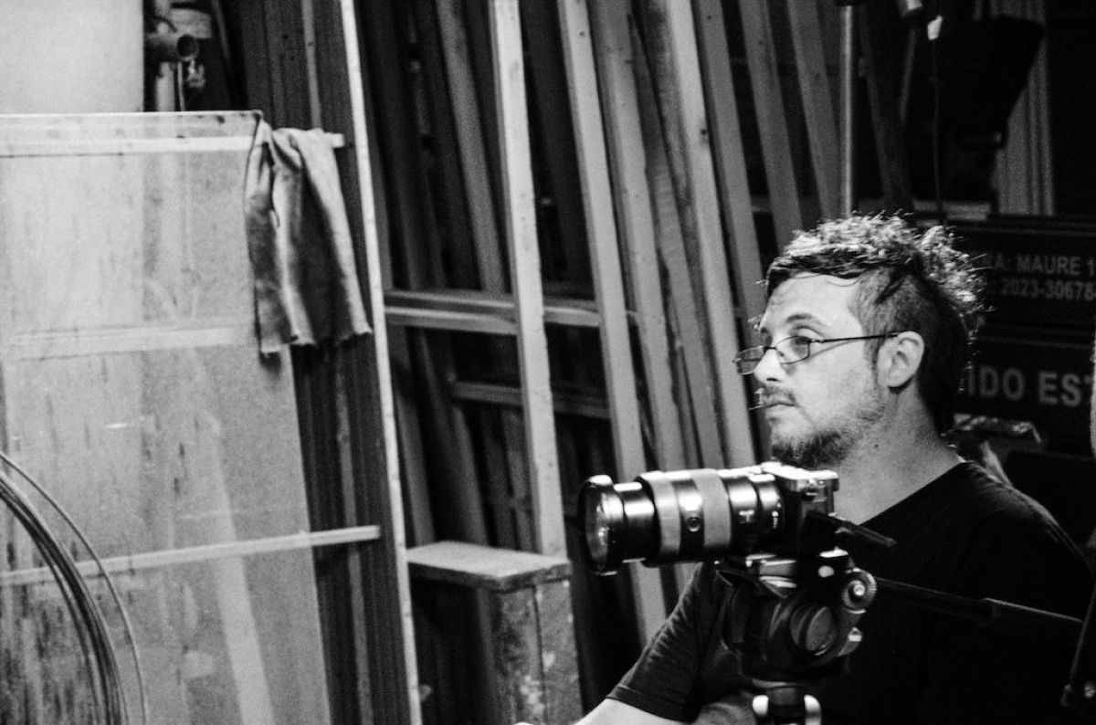 Federico Benoit homenajea a un ícono cinematográfico nacional a través de “76 89 23” 