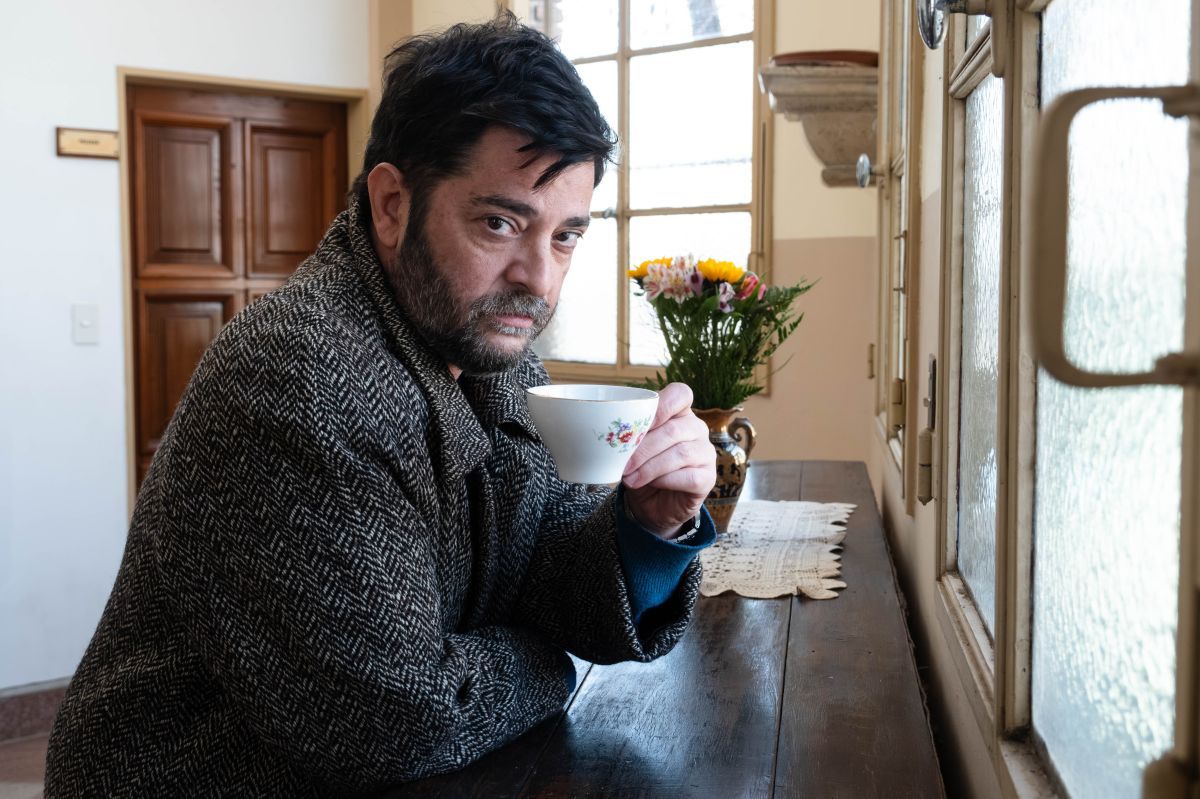 Crítica de "Yiya": Mariano Hueter entre la reconstrucción histórica y la mirada contemporánea