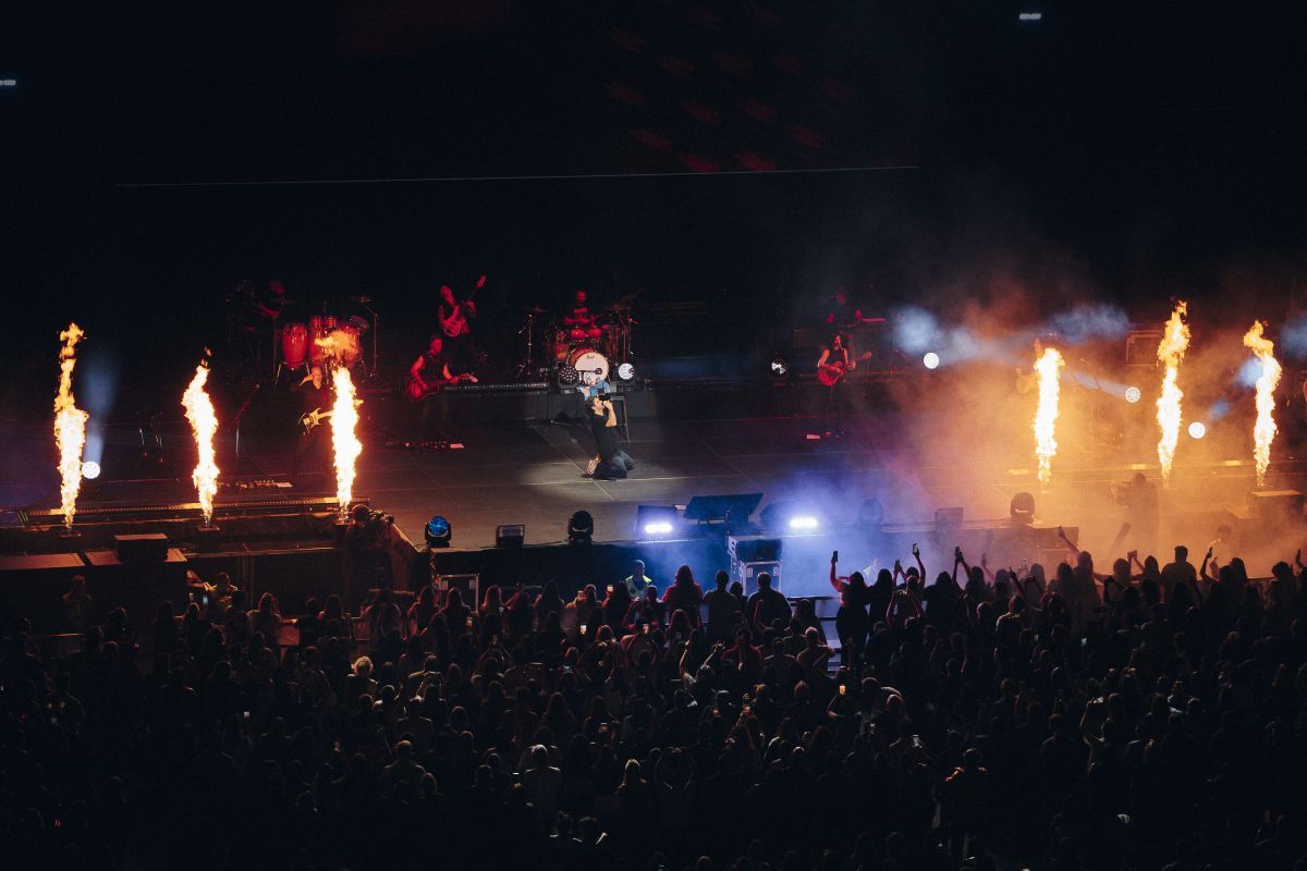 Veinte años en una noche: el regreso de Melendi al Movistar Arena