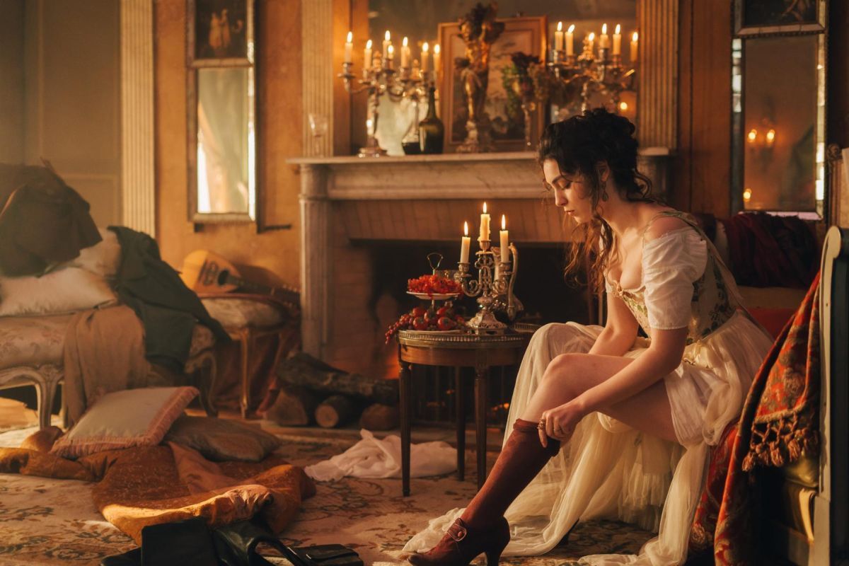 Crítica de "Merteuil: Juegos de seducción", o de cuando la imagen se convierte en estrategia de supervivencia