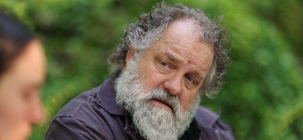 Crítica de "The Kiss of a Vampire": Terror, erotismo y cine clase B