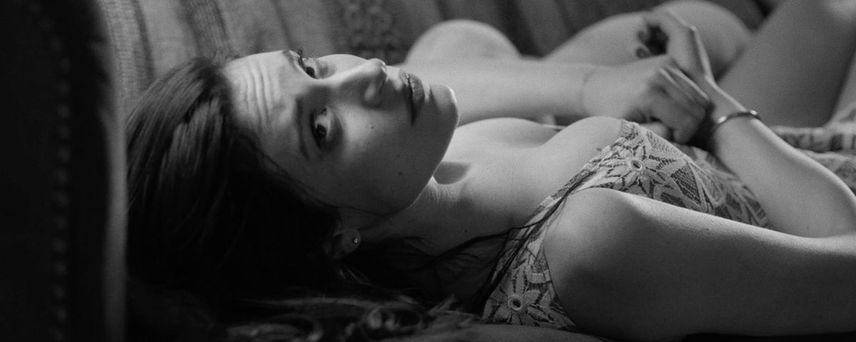 Crítica de "Testarossa": Nacho Sesma y el cruce íntimo en una noche porteña