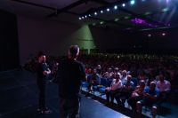 Paraná, ciudad de espectadores: crónica de una noche en la que no alcanzaron las butacas del FICER