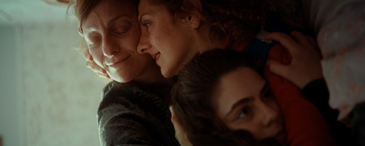 Crítica de “Tres tiempos”: cuerpo, memoria y vínculos en la ópera prima de Marlene Grinberg