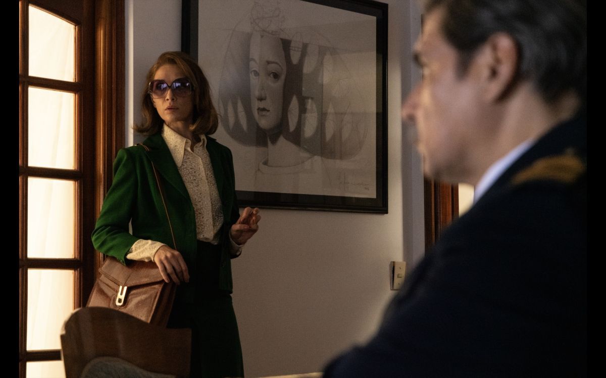 Crítica de "Desbarrancada": Carla Pandolfi entre el erotismo y la dictadura